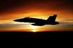 开云体育登录-F1新赛季揭幕战，冰岛极寒中绽放，技术风暴强压马德里竞技式防守