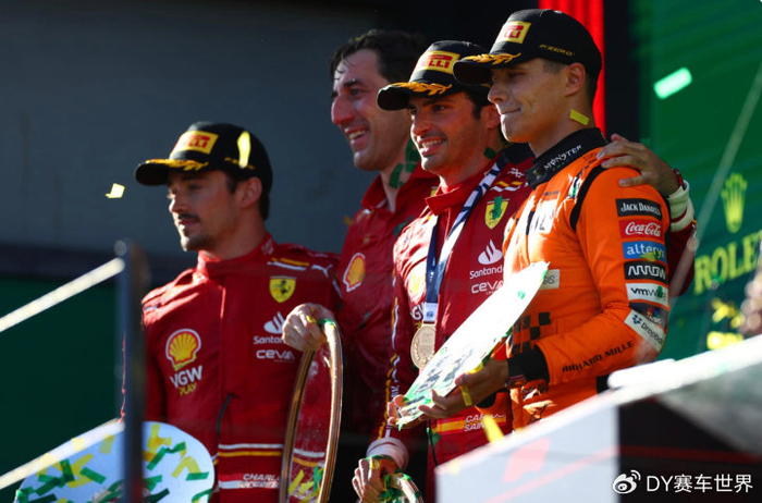 索伯车队翻盘梅赛德斯，皮亚斯特里带队取胜