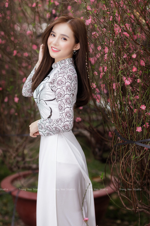 西亚卡姆关键制胜,鹈鹕力克广厦队