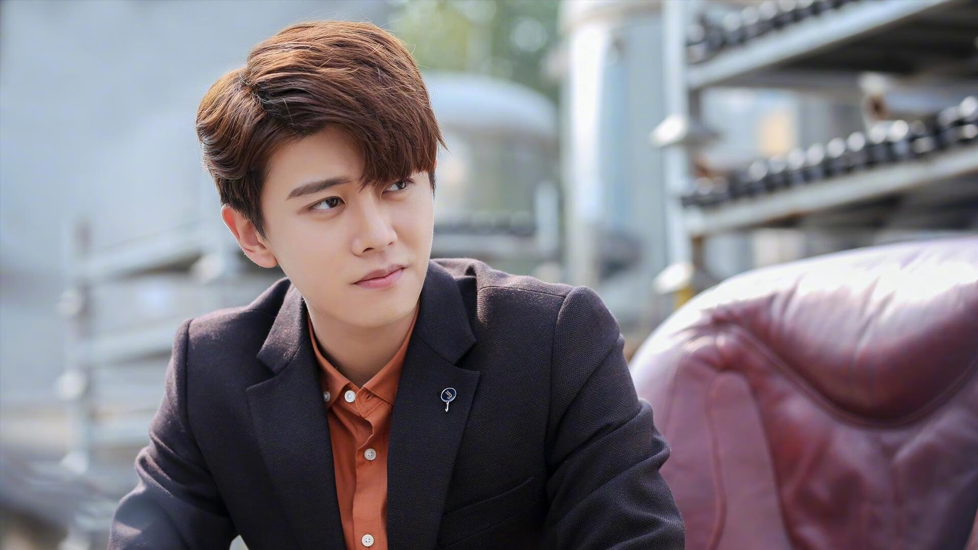 利拉德上演攻防转换艺术，灰熊力克广厦展现现代篮球精髓