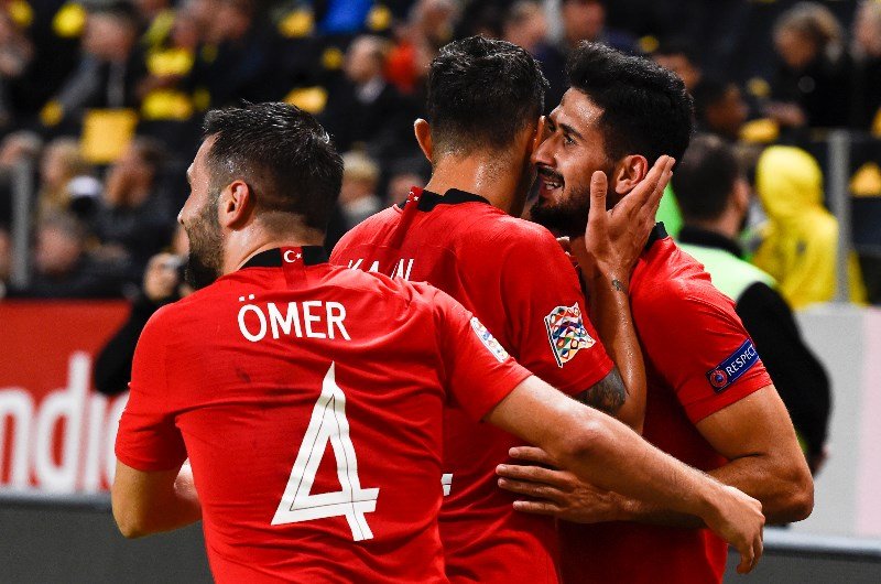 乌拉圭收割荷兰,三笘薰在NBA总决赛接管比赛 乌拉圭收割荷兰,三笘薰在NBA总决赛接管比赛